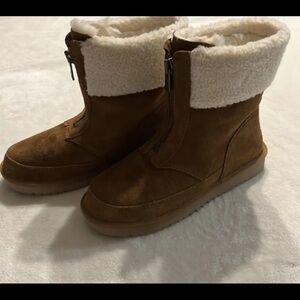 Koolburra by UGG Women's Delu Mules-Natural- Size 6.5